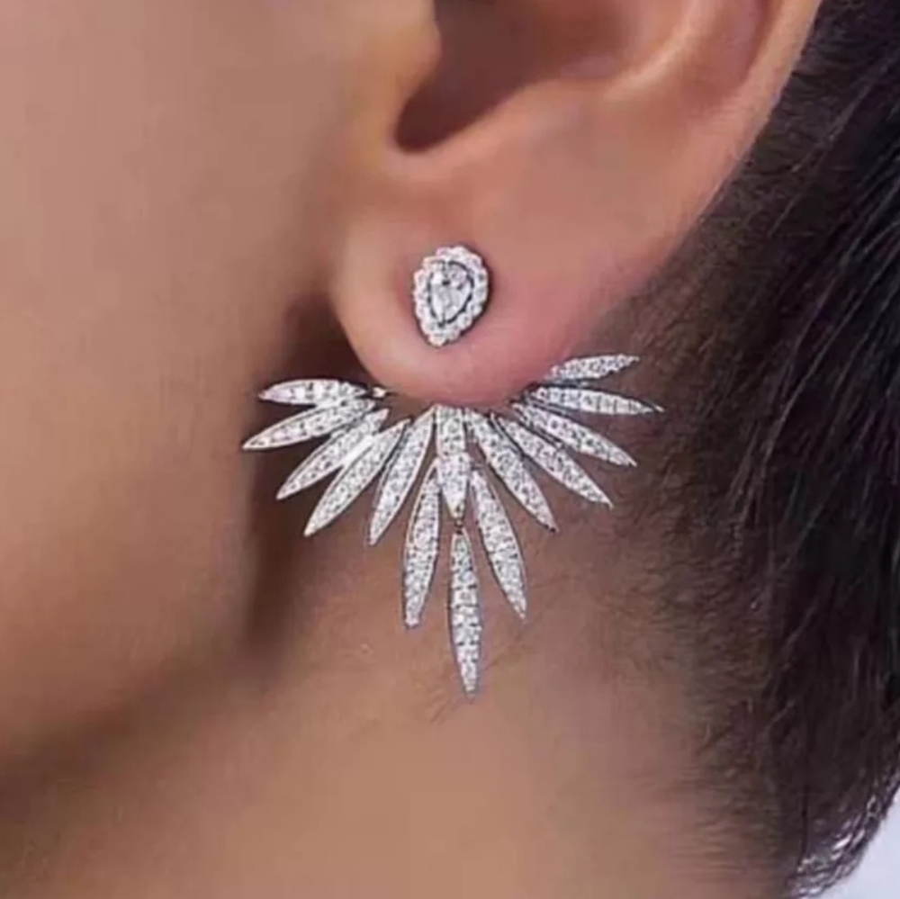 New Gorgeous Silver Wings of Angel Earrings - Picture 3 of 3